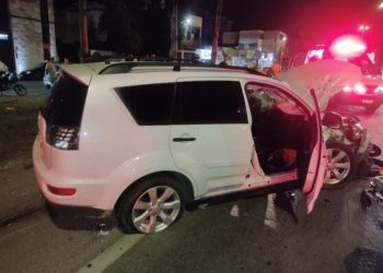 Jovem morre em acidente entre carro e motocicleta na BR-381