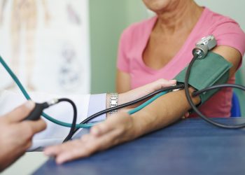 ‘Conselho na Praça’ oferta serviços de saúde gratuitos nesta sexta