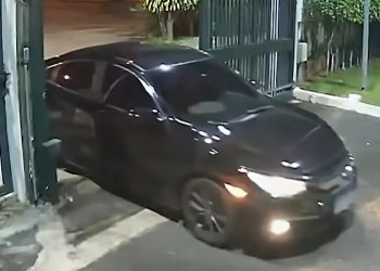 Embaixada da Hungria demite funcionário após vazamento de imagens de Bolsonaro