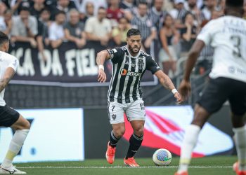 Hulk destaca inteligência do Galo em empate após expulsão