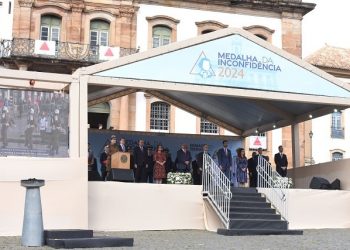 Entrega da Medalha da Inconfidência valoriza a democracia e a liberdade