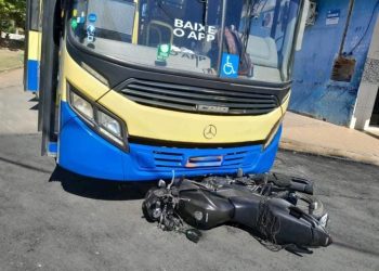 Acidente entre ônibus e moto deixa duas mulheres feridas em Valadares