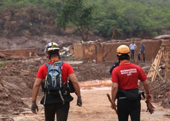 MG e ES pedem indenização que supere os R$ 100 bi por danos morais coletivos contra Samarco, Vale e BHP