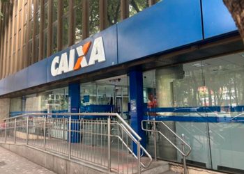 Caixa inicia operações de câmbio de dólar e euro em agência de Valadares; saiba como funciona