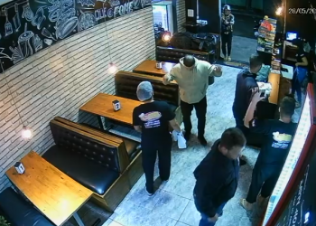 Câmeras de segurança registram assalto a lanchonete no bairro Santa Rita; veja o vídeo