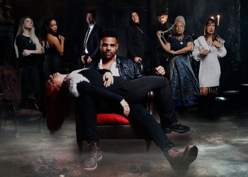 Cineasta valadarense Lukas Goes dá vida a vampiros e bruxas em websérie