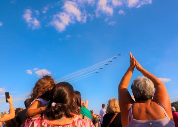 FAB cancela apresentação de Esquadrilha da Fumaça em Ipatinga para auxiliar vítimas de enchentes no RS