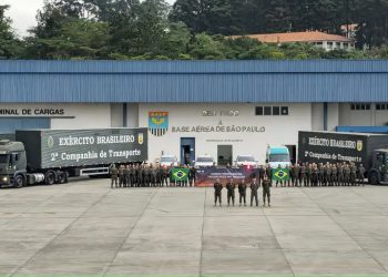 Caminhões levam 200 toneladas de doações para vítimas das chuvas
