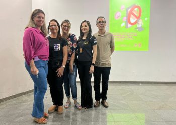 Polícia Civil ministra palestra sobre bullying em escola