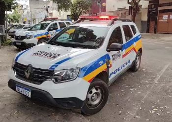 Mulher é vítima de assalto à mão armada dentro de loja