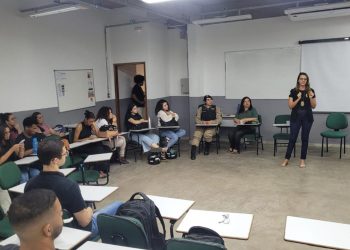 Polícia Civil orienta universitários sobre violência doméstica