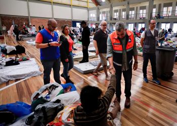 Auxílio Reconstrução: famílias devem confirmar dados a partir de hoje