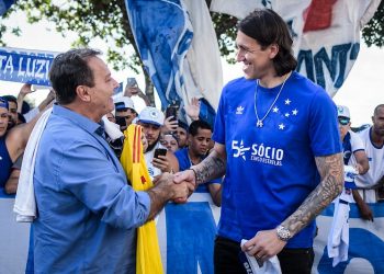Cruzeiro anuncia a contratação de Cássio