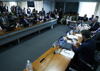 CCJ do Senado aprova novo seguro obrigatório para veículos
