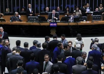 Votação de vetos às leis da saidinha e defesa da democracia é adiada