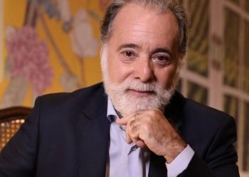 Tony Ramos já conversa e apresenta contínua evolução no quadro clínico, diz boletim médico