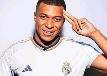 Dois dias após título da Champions, Real Madrid anuncia contratação de Mbappé