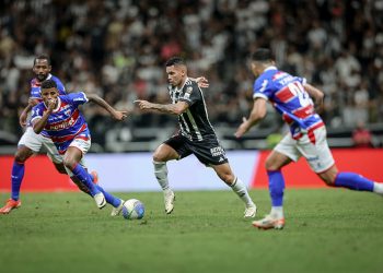 Atlético-MG leva golaço, empata com Fortaleza e continua com série amarga