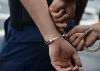 Homem que matou esposa a facadas é condenado a quase 50 anos de prisão