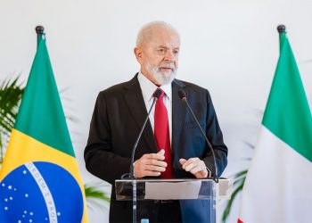 Aprovação de Lula chega a 36% e se descola da reprovação, agora em 31%, mostra Datafolha