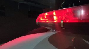 Homem é esfaqueado dentro de bar no bairro Jardim Atalaia