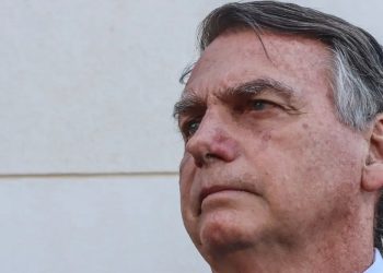 Governo Bolsonaro acionou 15 servidores em operação ‘desesperada’ por joias, diz PF
