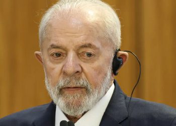 Lula diz que big techs lucram com disseminação do ódio e que vai retomar debate sobre regulação