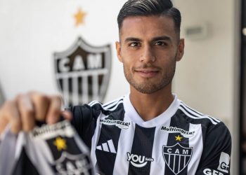 Atlético anuncia a contratação do volante argentino Fausto Vera
