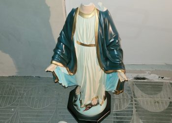 Casal é preso no Centro de GV com imagem religiosa furtada de loja