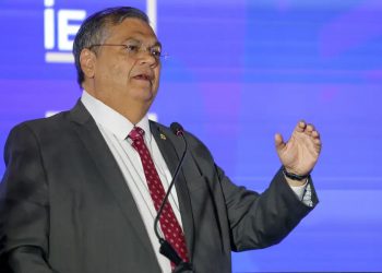 Dino diz que acordo sobre emendas ainda passará pelo plenário do STF