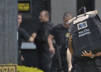 Operação da Polícia Federal mira governador do Tocantins