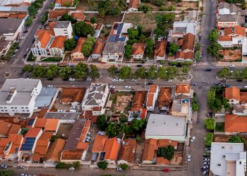 De acordo com a Polícia Civil, o homem estava publicando mensagens de calúnia e difamação contra a candidata, com o objetivo de prejudicá-la na campanha. Ele criou um perfil falso em uma rede social, onde acusava a candidata de trocar votos por drogas.