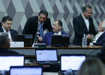 CCJ do Senado reduz prazo de inelegibilidade previsto na Ficha Limpa