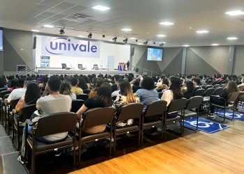Em recepção institucional, Univale mostra a calouros as oportunidades da vida universitária