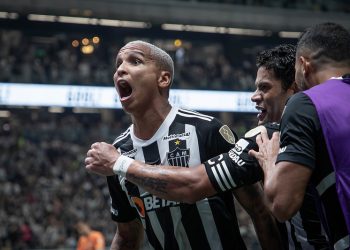 A nova noite apoteótica de Deyverson na Libertadores