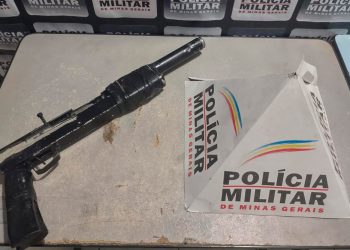 Jovem é preso ao ser flagrado com arma longa