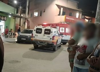 Jovem é baleado enquanto bebia cerveja na porta de casa no bairro São Raimundo