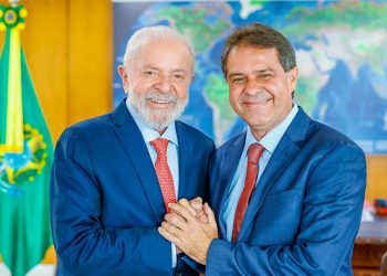 Lula recebe prefeito eleito de Fortaleza, única capital conquistada pelo PT