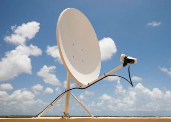 Projeto oferece instalação gratuita de parabólica digital para famílias de baixa renda