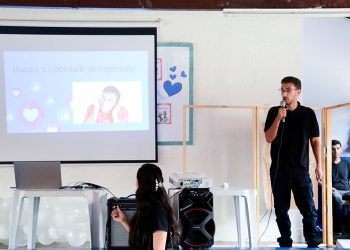 Curso de Direito da Univale debate limites da liberdade de expressão com alunos do Ensino Médio
