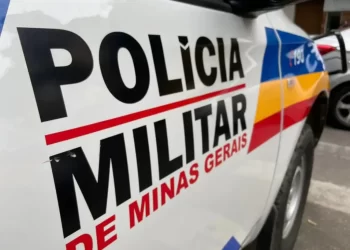 Mulher é baleada na porta de casa em Valadares