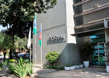 Homem é condenado por matar namorada com botijão de gás