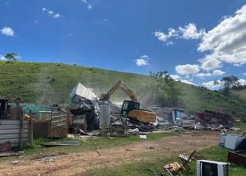 30 imóveis demolidos na represa em Juiz de Fora