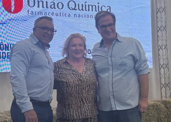 Cooperativa promove tarde de palestras na entrega do Bônus Fidelidade 2024