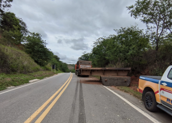 Trecho com interdição parcial na BR-259 entre Valadares e São Vitor