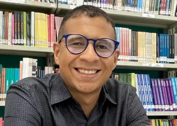 Professor de GV lança livro para descomplicar investimentos em fundos imobiliários