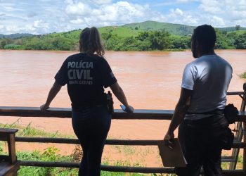 Corpo é encontrado boiando no Rio Doce