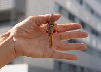Famílias recebem chaves do Residencial Dom Manoel nesta terça