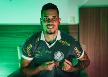 Palmeiras anuncia a contratação do atacante Paulinho