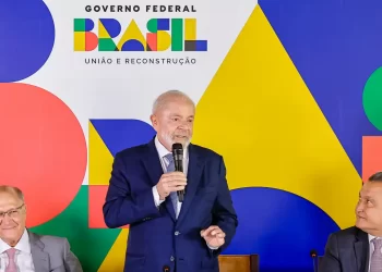 Lula diz que não quer briga com Trump e que torce por ‘gestão profícua’ do americano